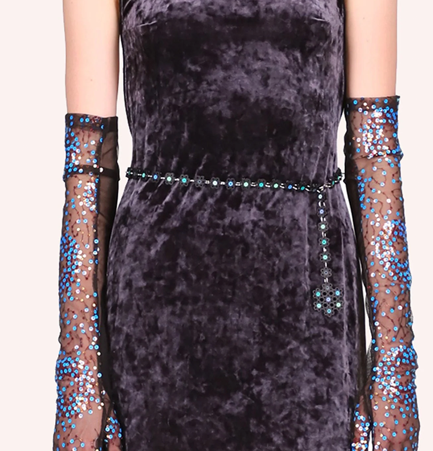 Daisy Chain Medallion Belt
                Teal Multi